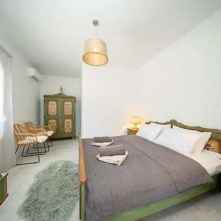 Aionia In Lepeda Lixouri