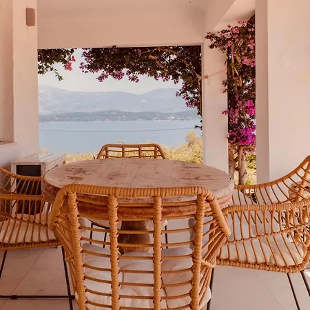 Βίλα Aionia In Lepeda